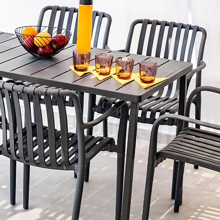 Wave Blue By Ezoria Klorakas