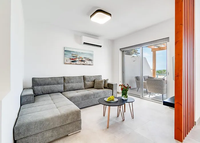 Wave Blue By Ezoria * Klorakas