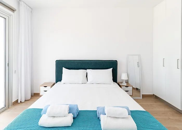 Villa Wave Blue By Ezoria *